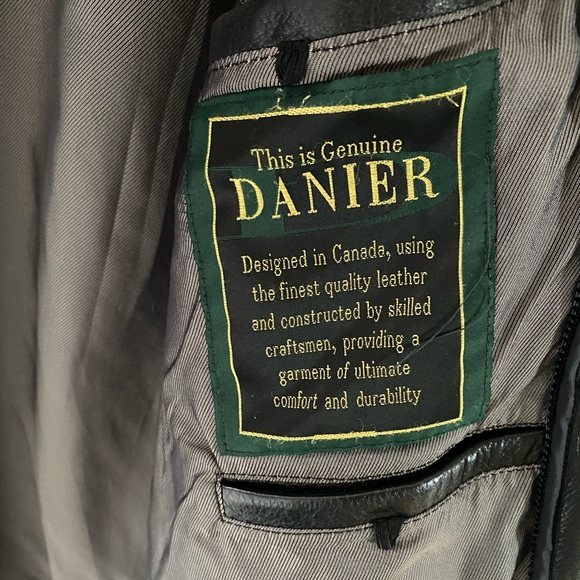 Men’s Danier Leather Car Coat - Picture 5 of 6